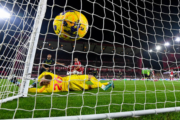 俱乐部效力 俱乐部效力