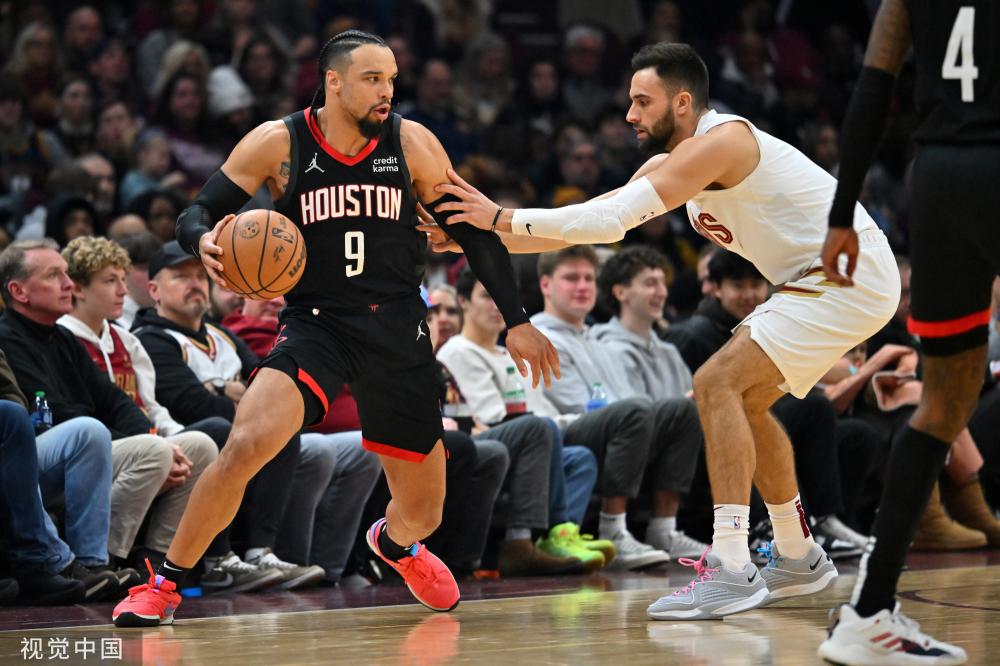 球员之间的 球员之间的